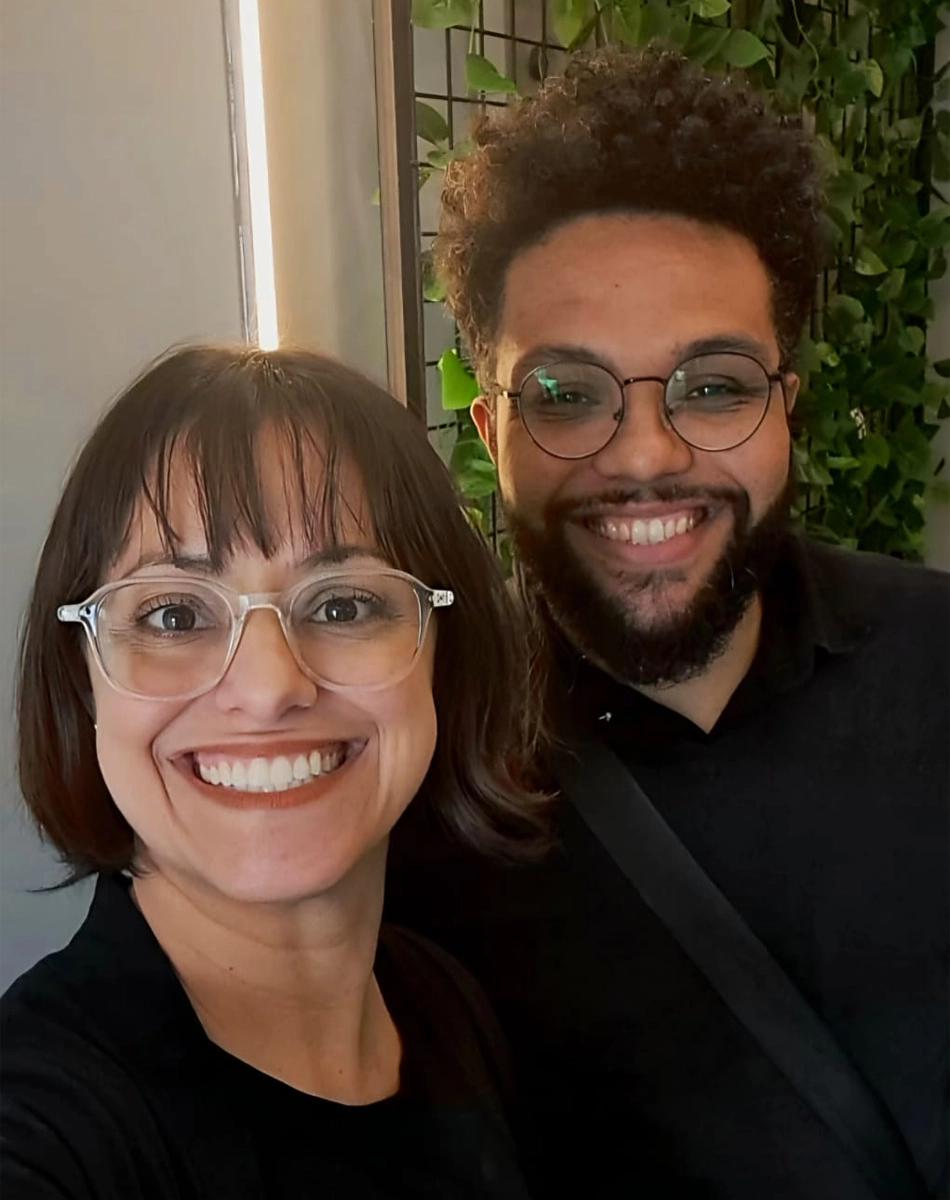 Selfie de Vinícius Nascimento e Vânia Santiago.